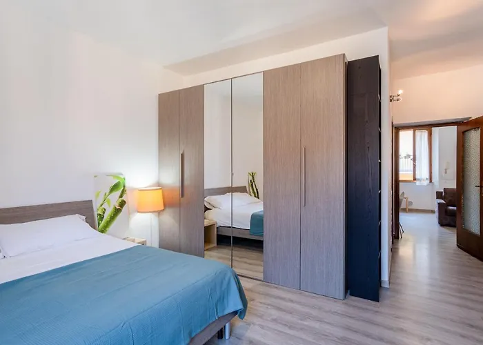 Guesthost - Renovated *